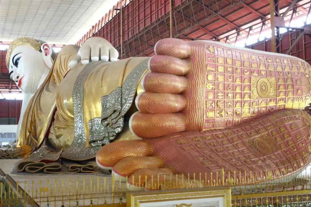 8Day Hotel Yangon Dış mekan fotoğraf