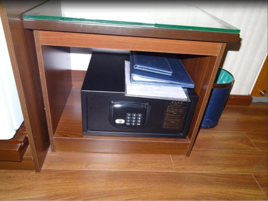 8Day Hotel Yangon Dış mekan fotoğraf