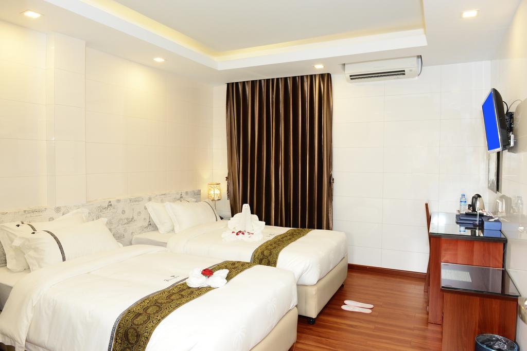 8Day Hotel Yangon Oda fotoğraf