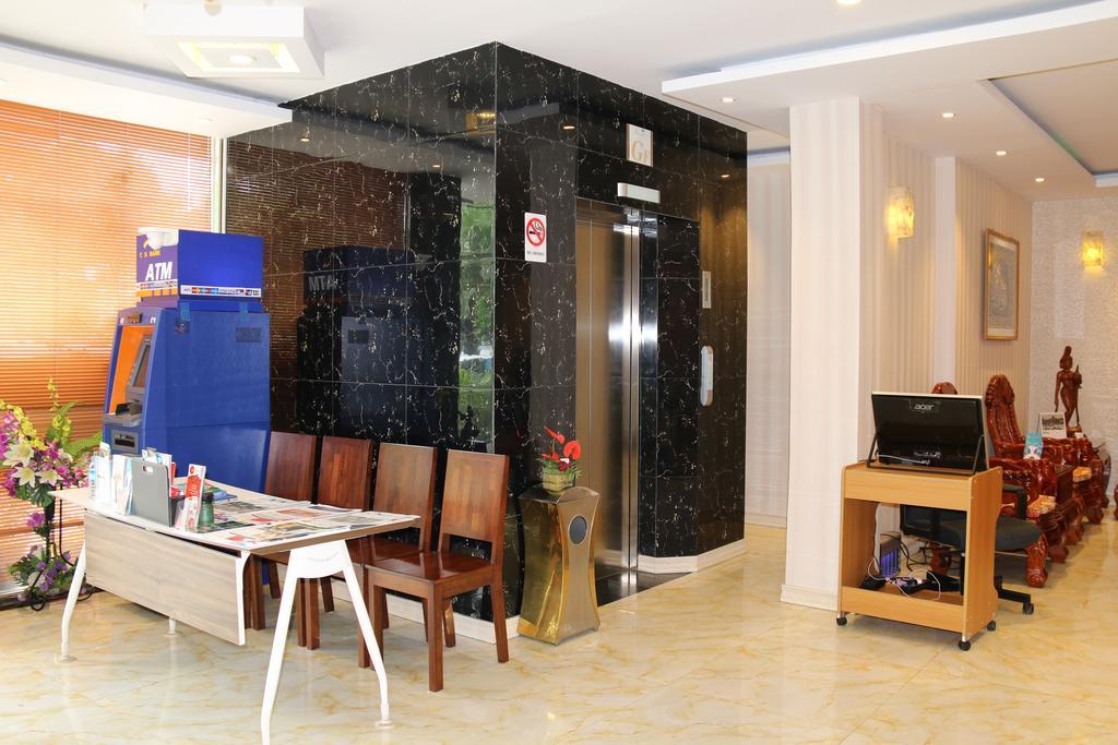8Day Hotel Yangon Dış mekan fotoğraf