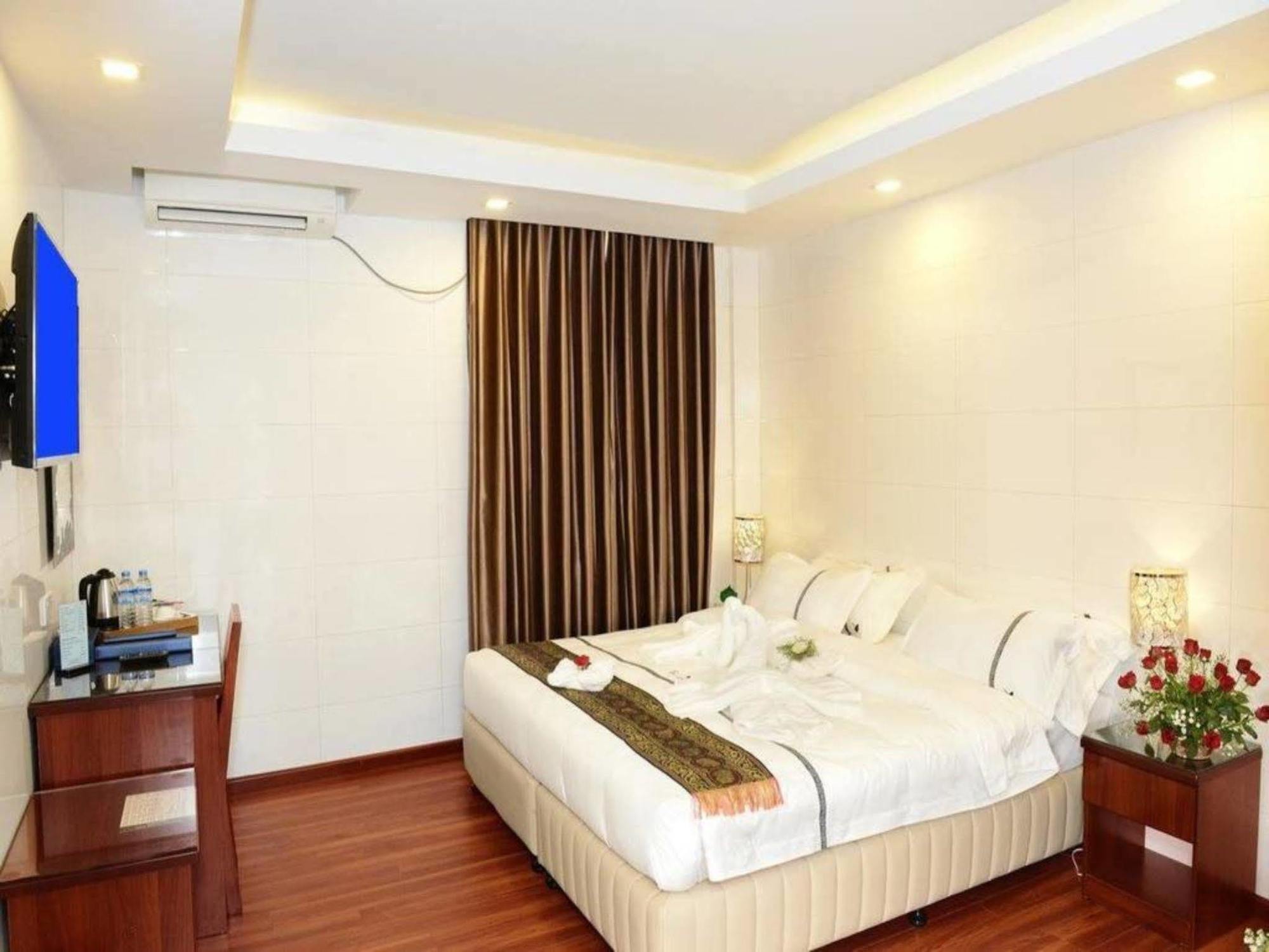 8Day Hotel Yangon Dış mekan fotoğraf